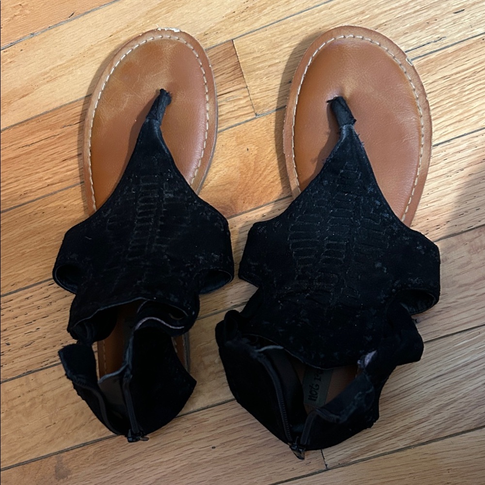 Elegant Black Leather Sandals for Women